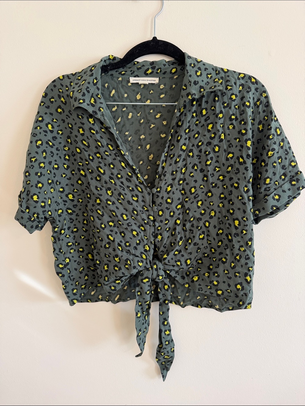 American Eagle Outfitters Green Leopard Tie-Front Button-Up Top